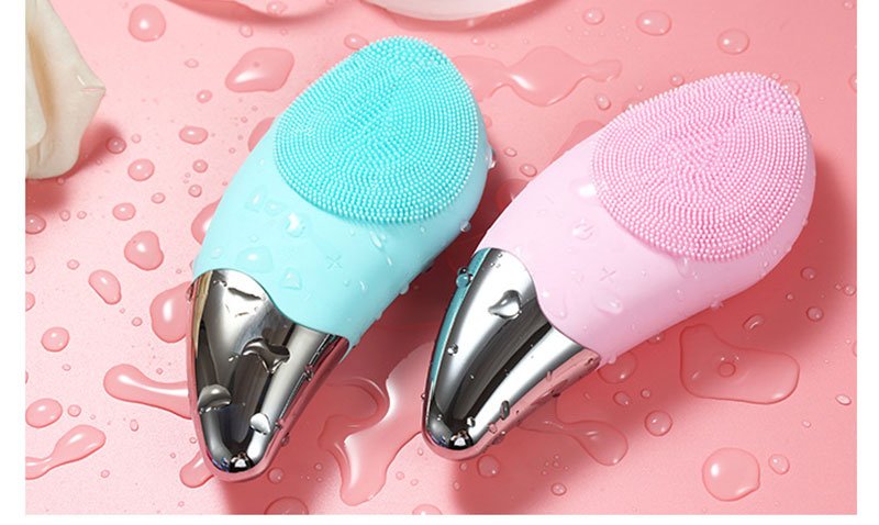 Ergonomic Electric Silicone Facial Cleansing Brush